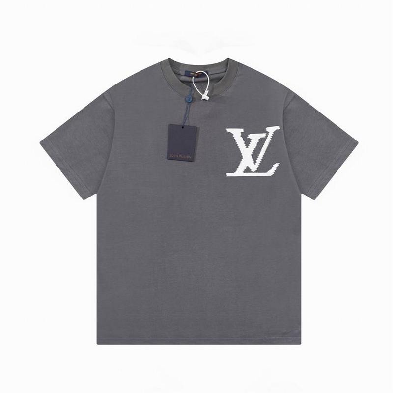 Louis Vuitton Men's T-shirts 934